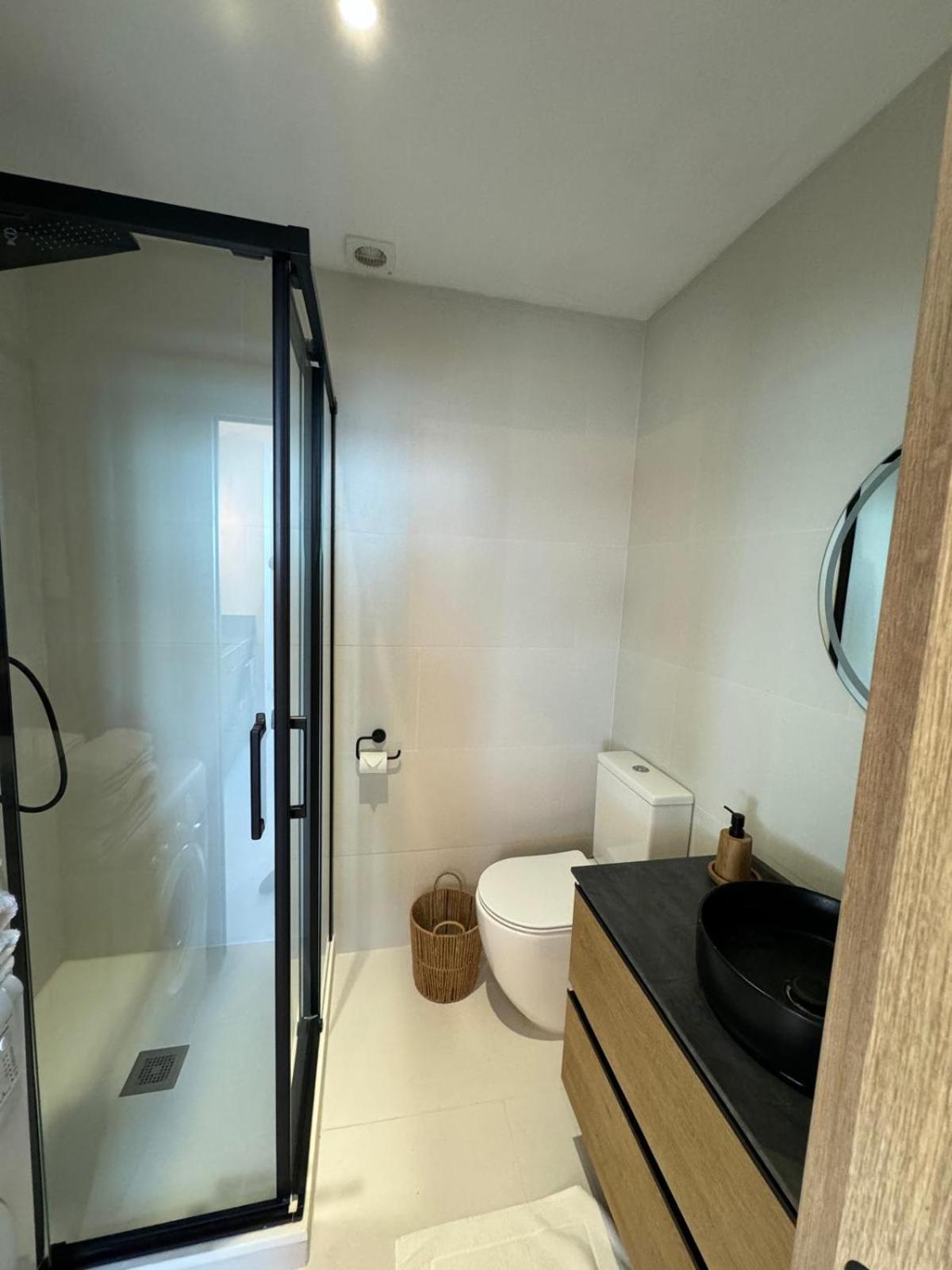 Marbella Beachfront Apartment ภายนอก รูปภาพ