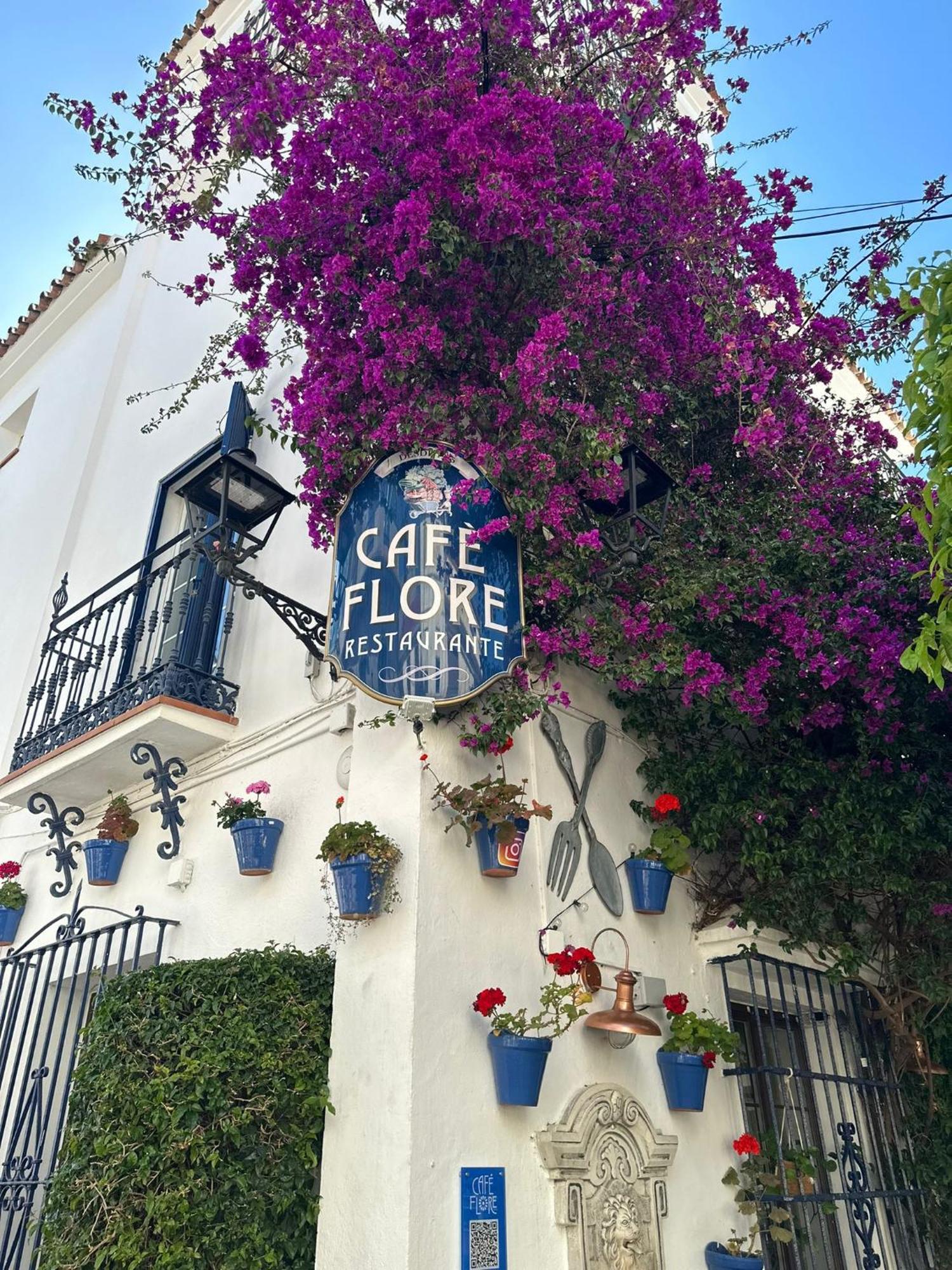 Marbella Beachfront Apartment ภายนอก รูปภาพ
